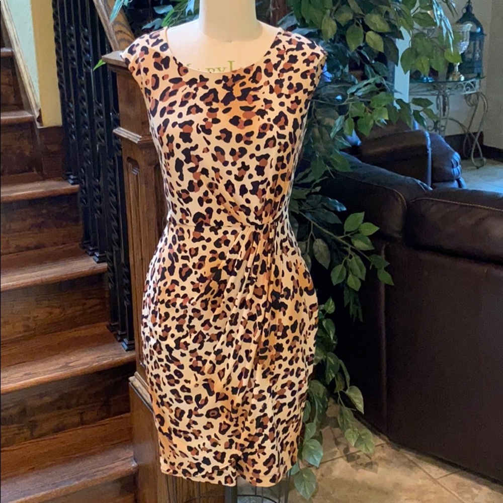 Calvin Klein  
Leopard print Body con Dress